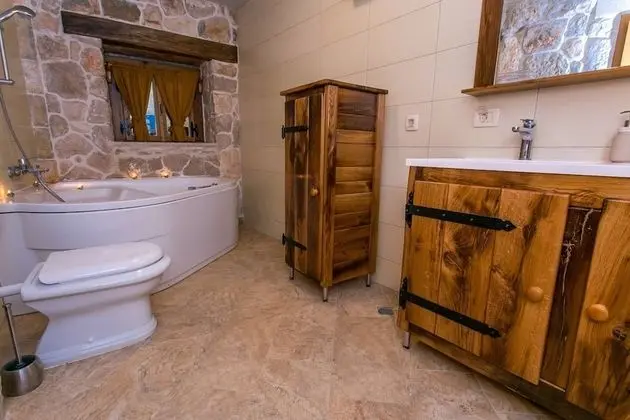 Ev, 4 Yatak Odası, Balkon