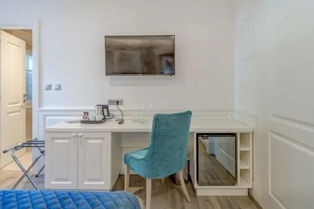 Deluxe Tek Büyük Yataklı Oda