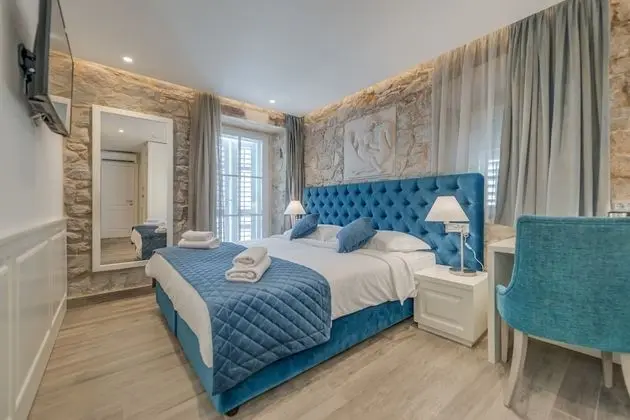 Superior Tek Büyük Yataklı Oda