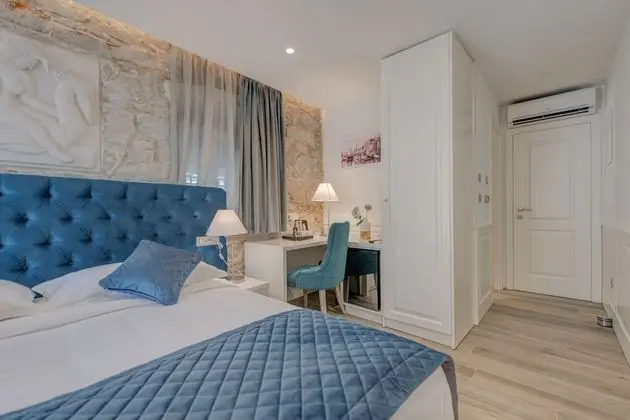 Superior Tek Büyük Yataklı Oda