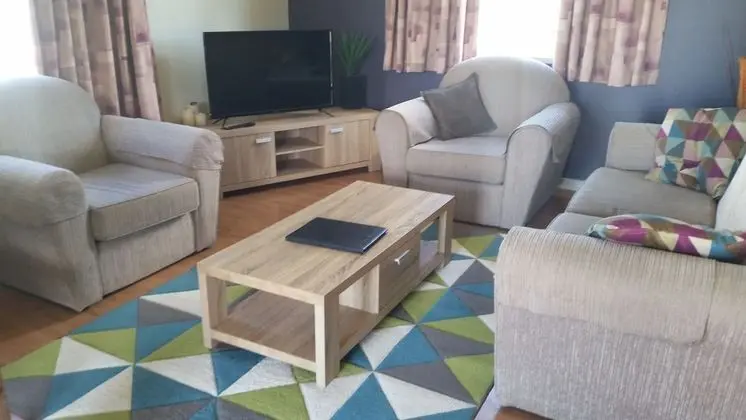 Standard Süit, 2 Yatak Odası, Mutfak (Lakeview Lodge)