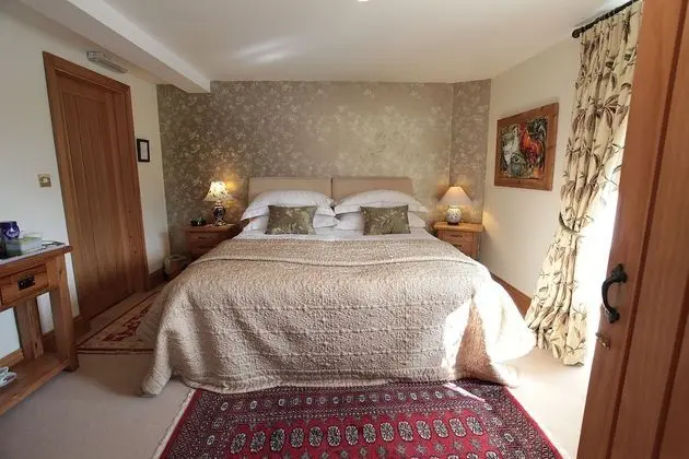 Tek Büyük Yataklı Oda (Seven Room)