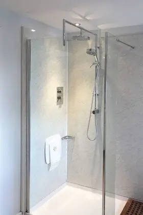 Tek Büyük Yataklı Oda (Seven Room)