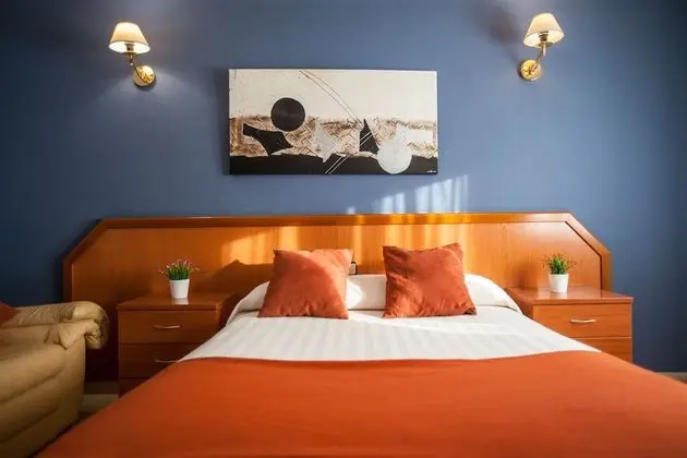 Tek Büyük Yataklı Oda