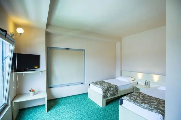 Standard Üç Kişilik Oda, 3 Tek Kişilik Yatak