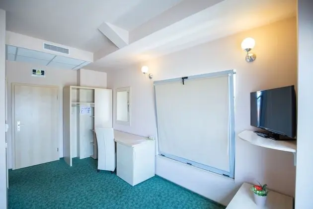 Standard Üç Kişilik Oda, 3 Tek Kişilik Yatak