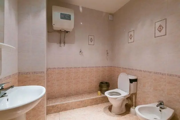 Ortak Ranzalı Oda, Sadece kadınlar için (Bed in 8-bed Room)