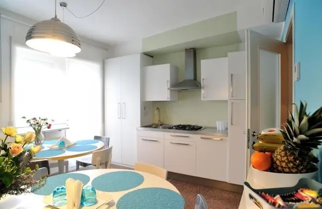 Comfort Üç Kişilik Oda, Banyolu/Duşlu