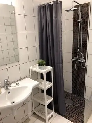 Comfort Tek Büyük veya İki Ayrı Yataklı Oda, Avlu Manzaralı