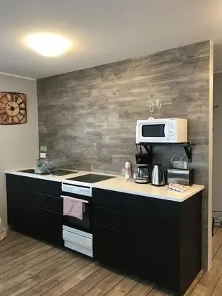 Tek Büyük veya İki Ayrı Yataklı Oda, Ortak Banyo