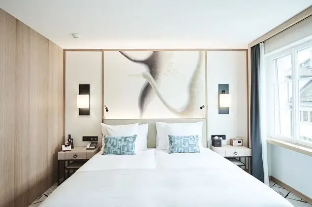 City Deluxe Room
