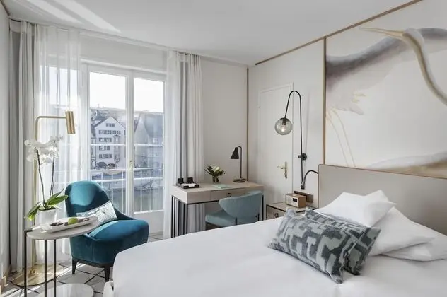 Riverside Queen Room