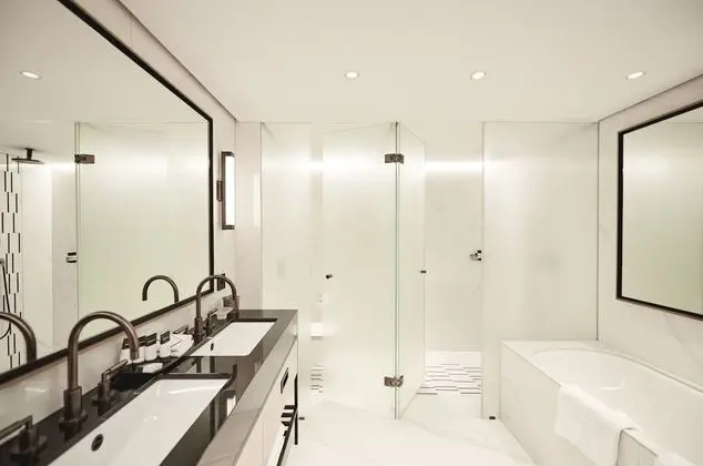 Riverside Junior Suite