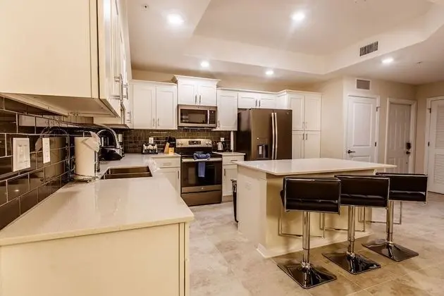 Apart Daire (Dream 3 Bed 2 Bath Condo at Storey La)