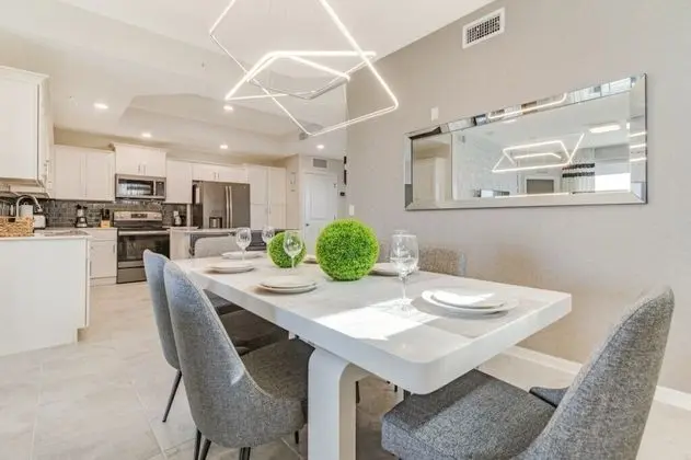 Apart Daire (Dream 3 Bed 2 Bath Condo at Storey La)