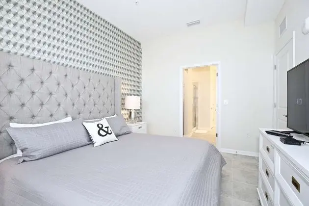 Daire (3111 Storey Lake)