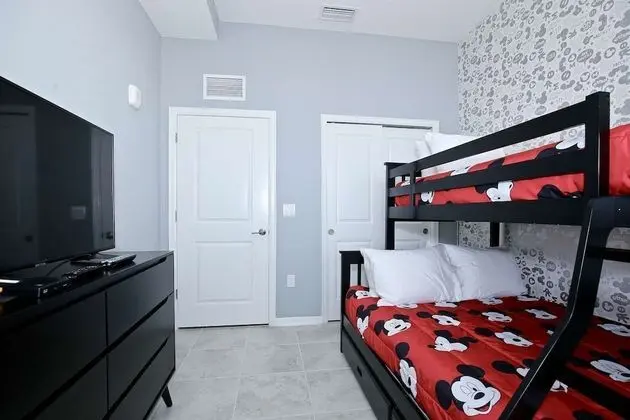 Daire (3111 Storey Lake)