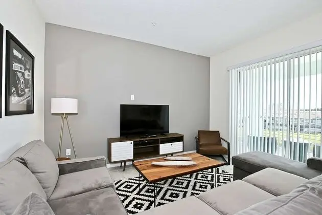 Daire (3111 Storey Lake)
