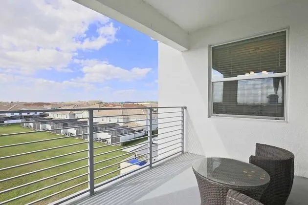 Daire (3111 Storey Lake)