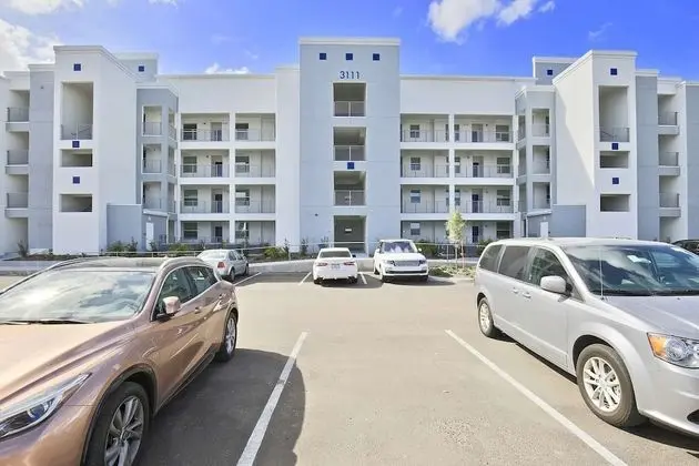 Daire (3111 Storey Lake)