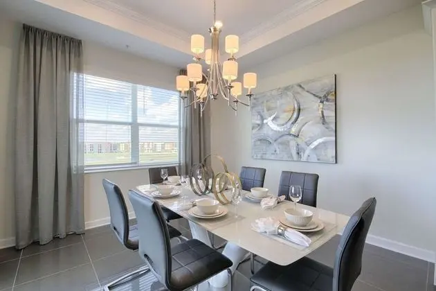Daire (4721 Storey Lake)