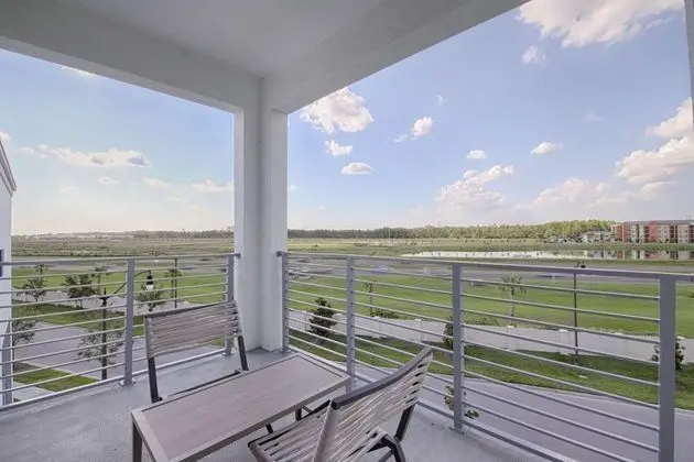 Daire (4721 Storey Lake)