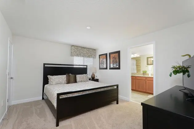 Townhome Five Bedrooms