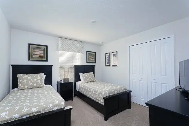 Townhome Five Bedrooms