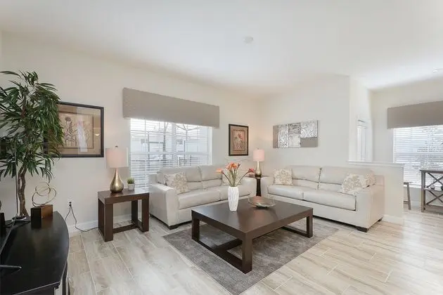 Townhome Five Bedrooms