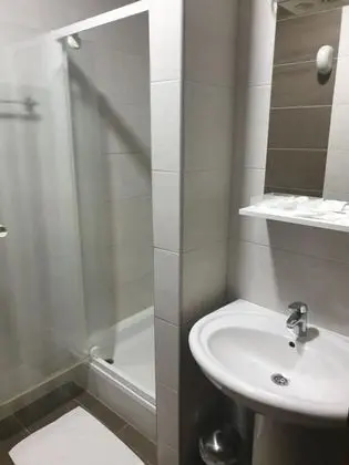 Standard Tek Büyük veya İki Ayrı Yataklı Oda