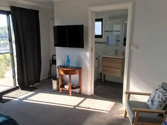 Deluxe Oda, 1 Büyük (Queen) Boy Yatak, Balkon, Koy Manzaralı