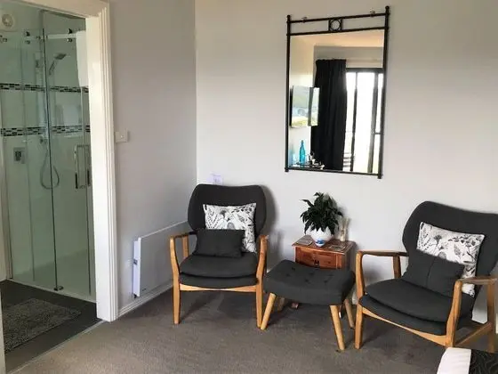 Deluxe Oda, 1 Büyük (Queen) Boy Yatak, Balkon, Koy Manzaralı