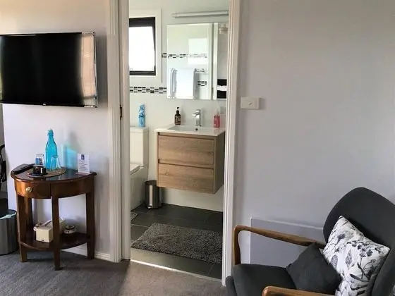Deluxe Oda, 1 Büyük (Queen) Boy Yatak, Balkon, Koy Manzaralı