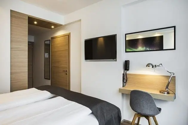 Standard Tek Büyük veya İki Ayrı Yataklı Oda, Balkon