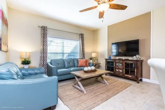 Ev (4796CTD Amazing Story Lake Town Home )