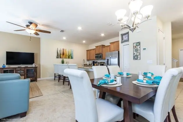 Ev (4796CTD Amazing Story Lake Town Home )
