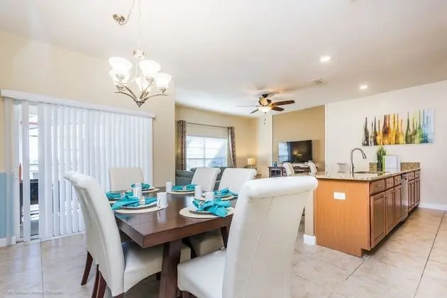 Ev (4796CTD Amazing Story Lake Town Home )