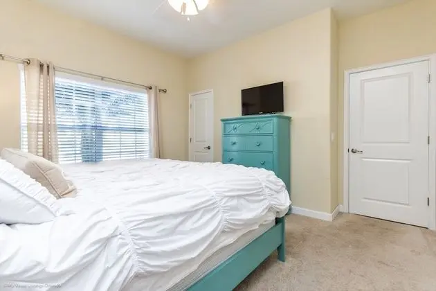 Ev (4796CTD Amazing Story Lake Town Home )