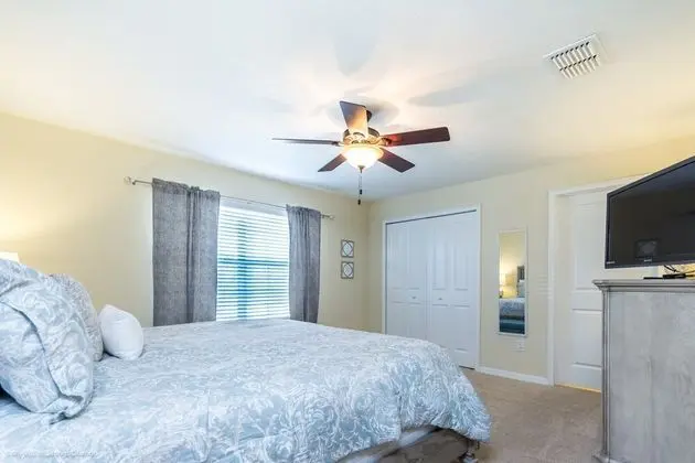 Ev (4796CTD Amazing Story Lake Town Home )