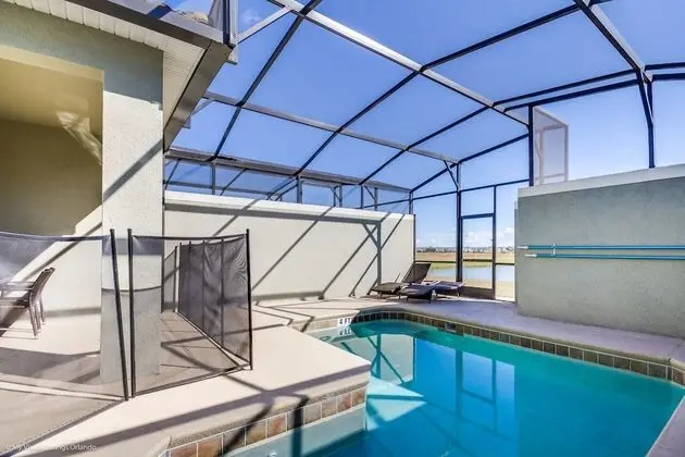 Ev (4796CTD Amazing Story Lake Town Home )