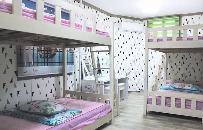 Ortak Ranzalı Oda, Sadece erkekler için (4 persons)