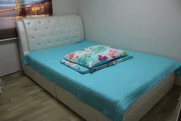 Tek Büyük Yataklı Oda, 1 Çift Kişilik Yatak