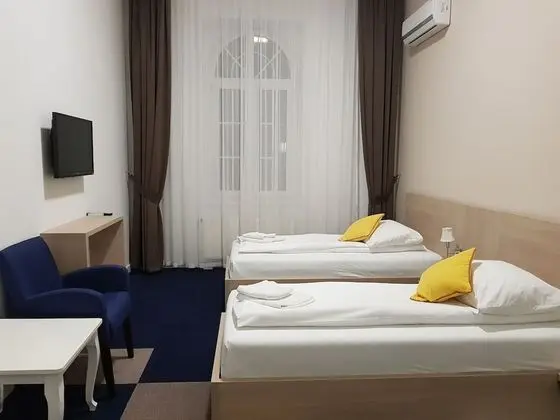 2 Bedroom Apartment