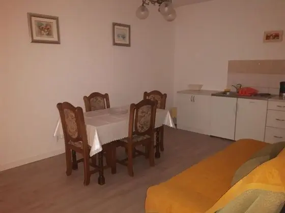 Apart Daire (Stosa - with parking - A2(2+1))