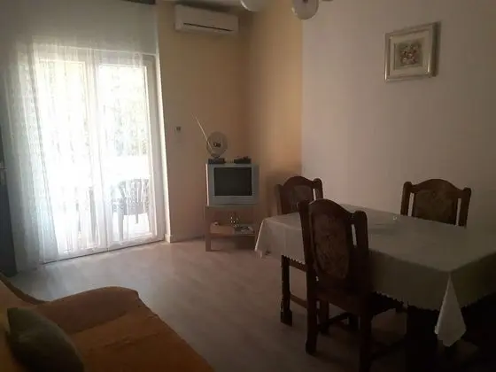Apart Daire (Stosa - with parking - A2(2+1))