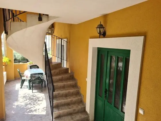 Apart Daire (Stosa - with parking - A2(2+1))