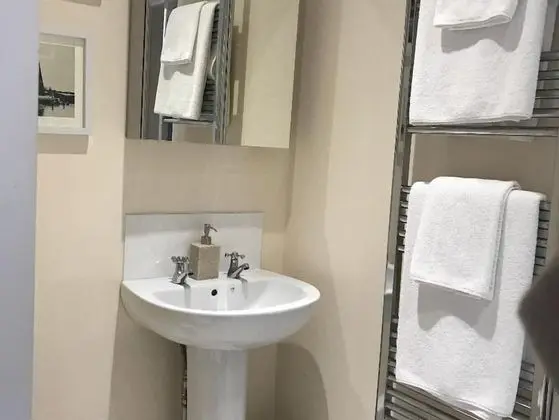 Luxury Apart Daire, Banyolu/Duşlu