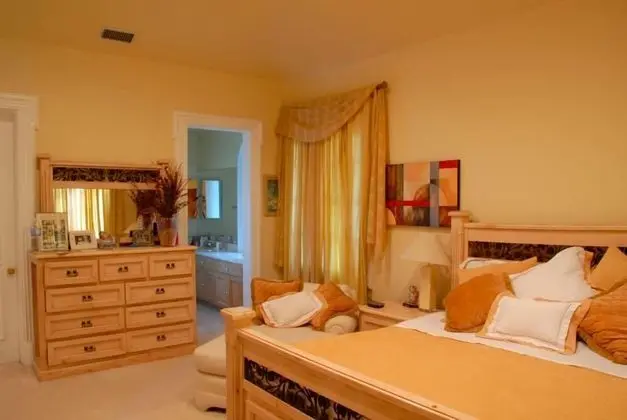 Luxury Ev (7 Bedrooms)