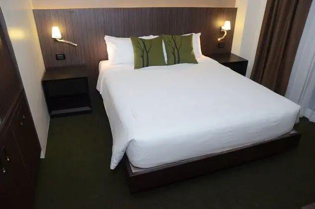 Suit Two Bedrooms