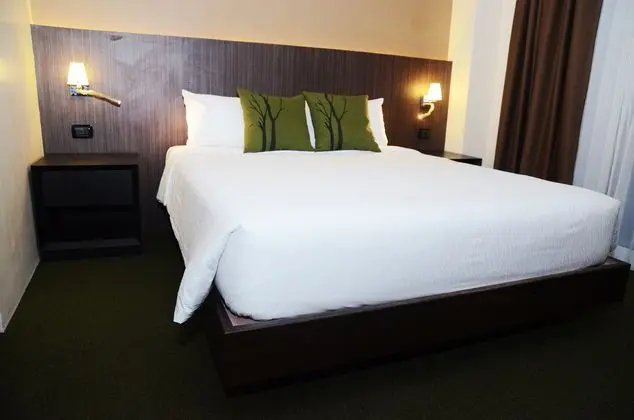 Suit Two Bedrooms